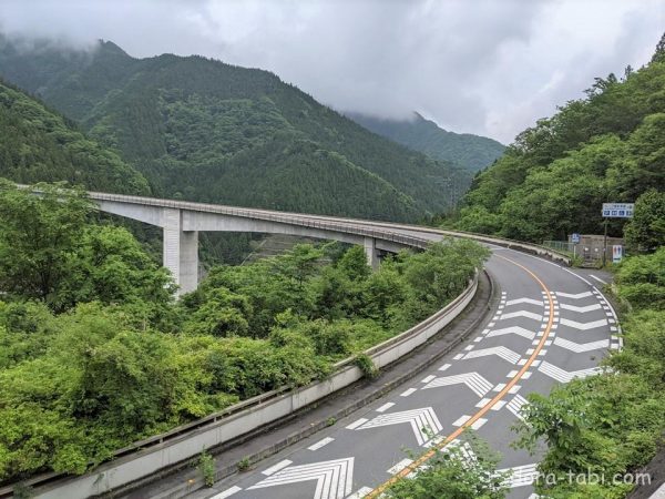 「雷電廿六木橋・ループ橋 駐車場」の観光情報ほか